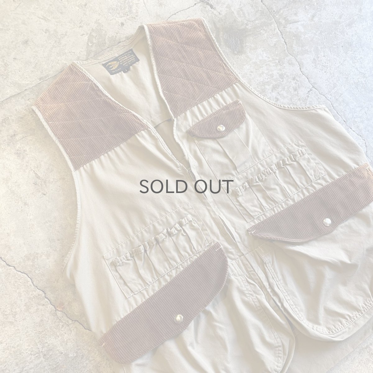 画像3: BACK POCKET DESIGN POINT CORDUROY HUNTING VEST / Ladies M (3)
