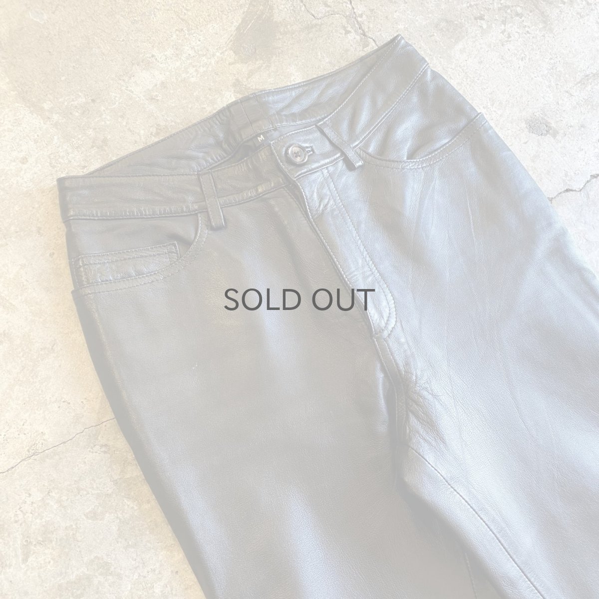 画像3: BLACK COLOR TIGHT STRAIGHT LEATHER PANTS / W26 (3)