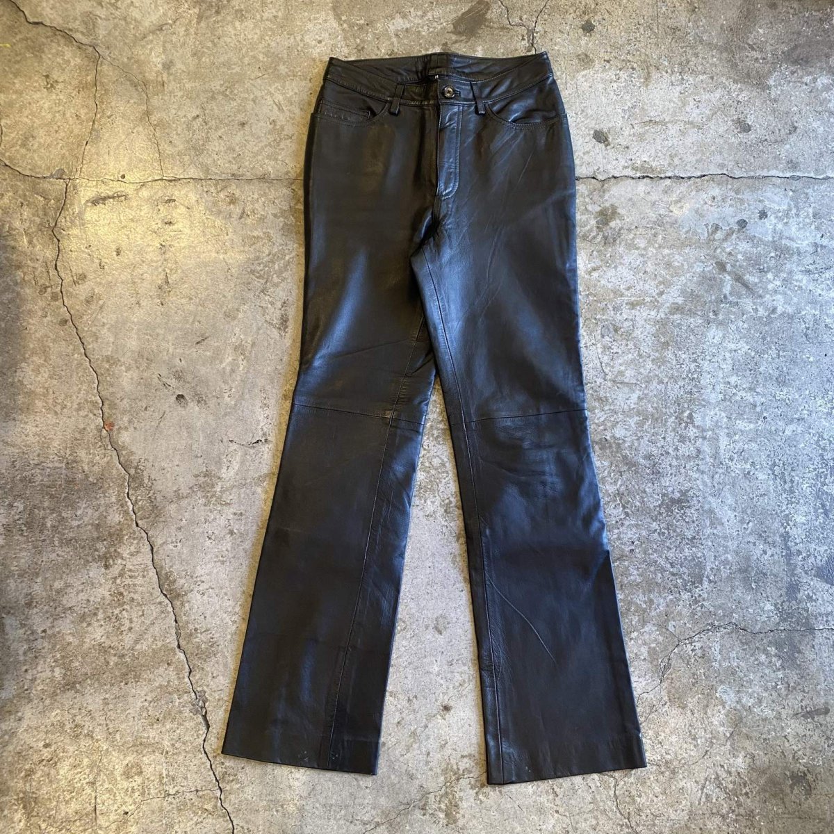 画像1: BLACK COLOR TIGHT STRAIGHT LEATHER PANTS / W26 (1)