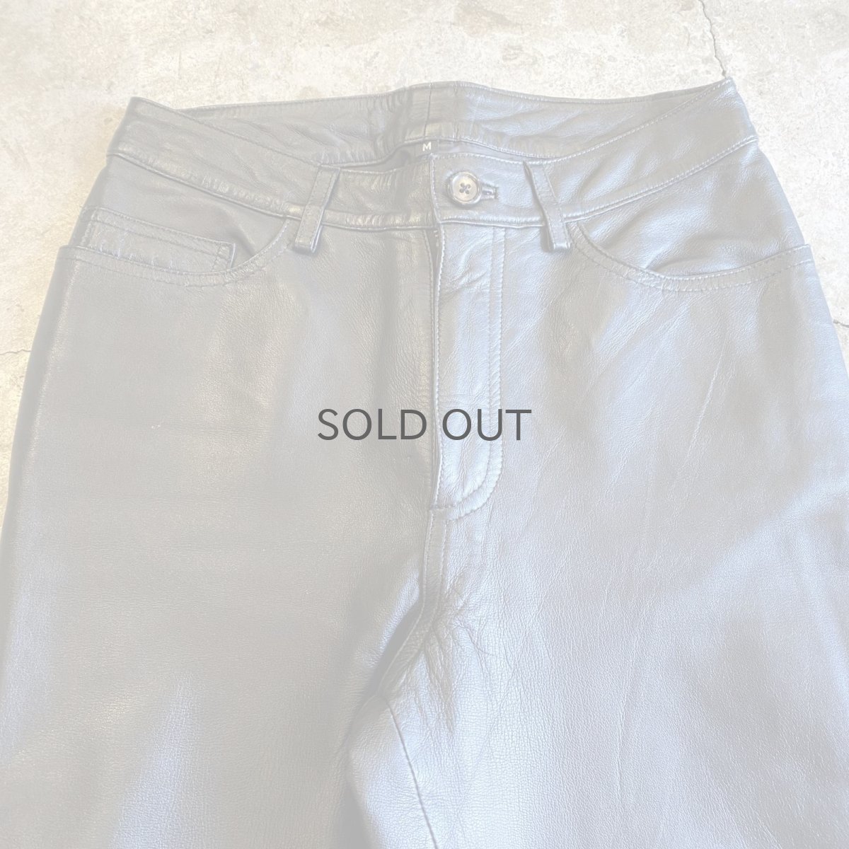 画像4: BLACK COLOR TIGHT STRAIGHT LEATHER PANTS / W26 (4)