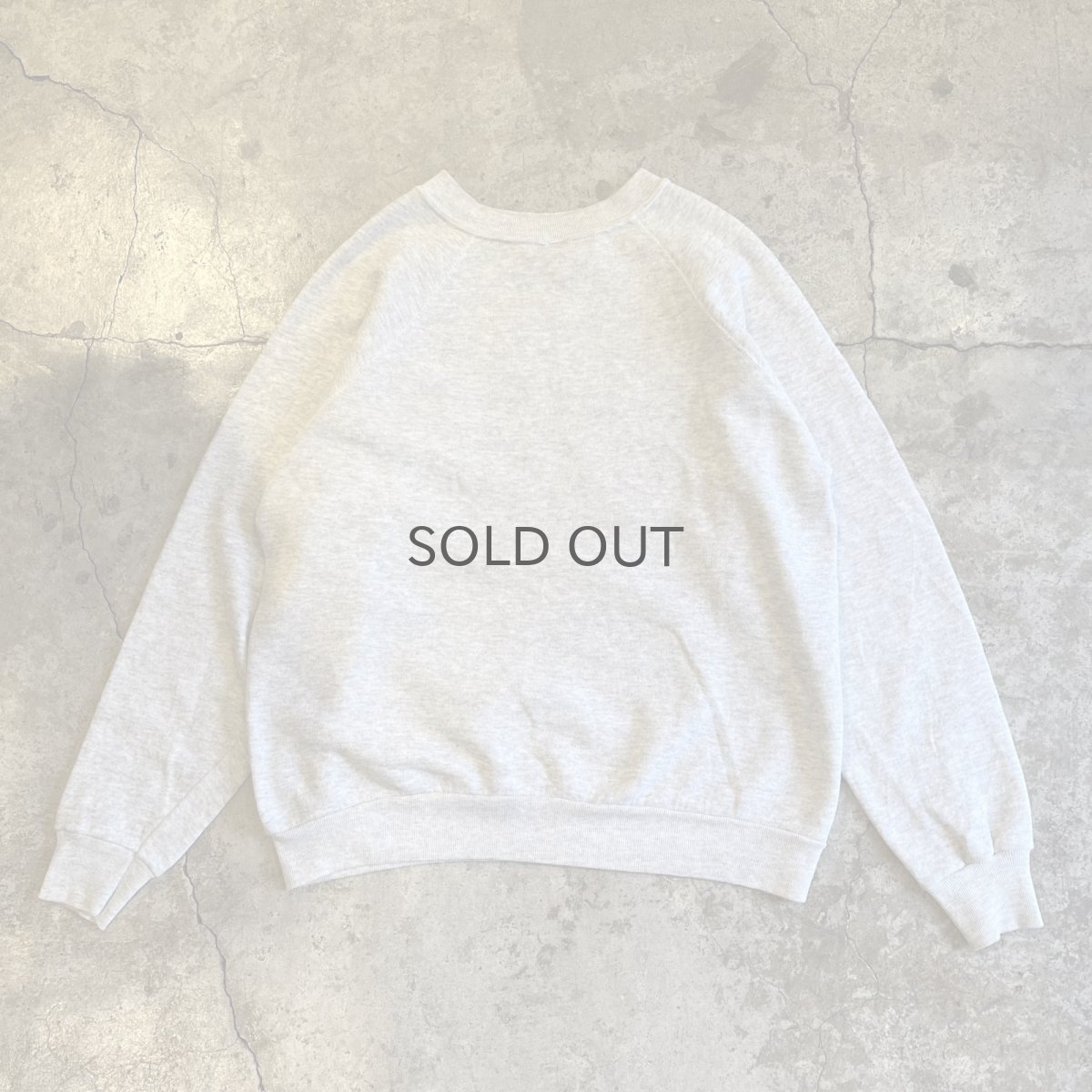 画像2: 80's FRONT COLOR LOGO PRINTED DESIGN L/S SWEAT / Ladies M(L) / MADE IN USA (2)