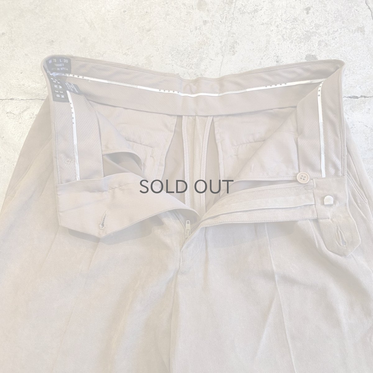 画像6: FAUX SUEDE LEATHER 2 TUCK DESIGN SLACKS HALF PANTS / W29 (6)