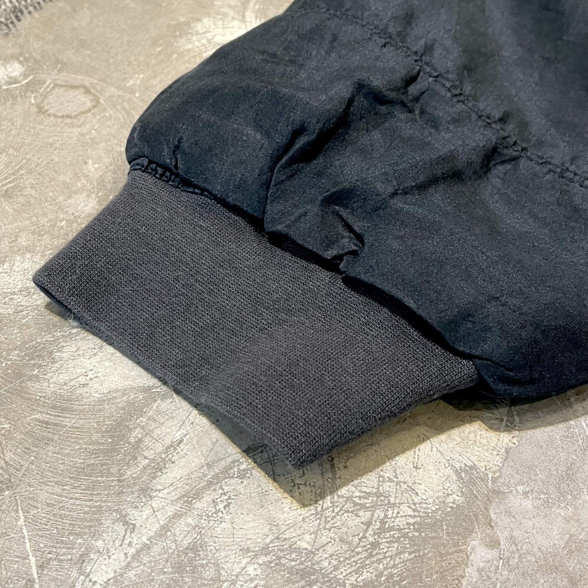 画像7: OLD BLACK COLOR SILK BLOUSON / Mens L (7)