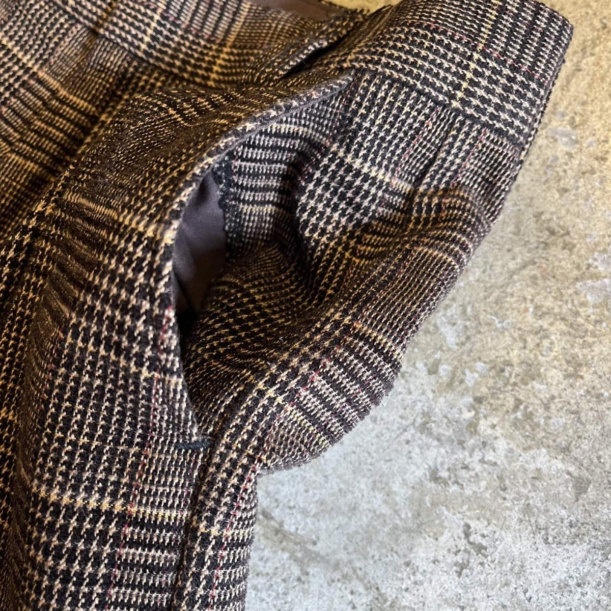 画像9: BROWN COLOR 1 TUCK DESIGN GLEN CHECK PATTERN SLACKS PANTS / W28 (9)