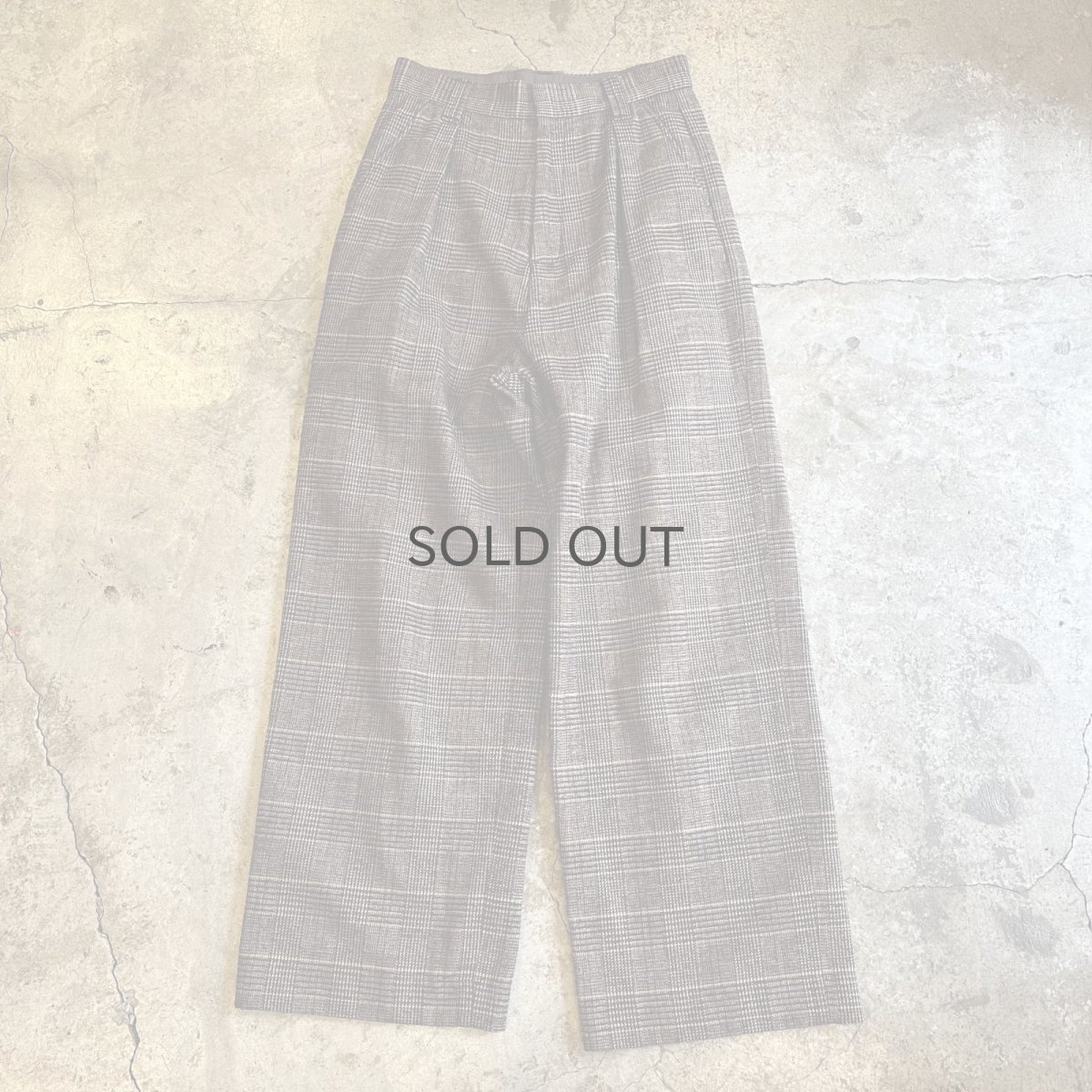 画像1: BROWN COLOR 1 TUCK DESIGN GLEN CHECK PATTERN SLACKS PANTS / W28 (1)