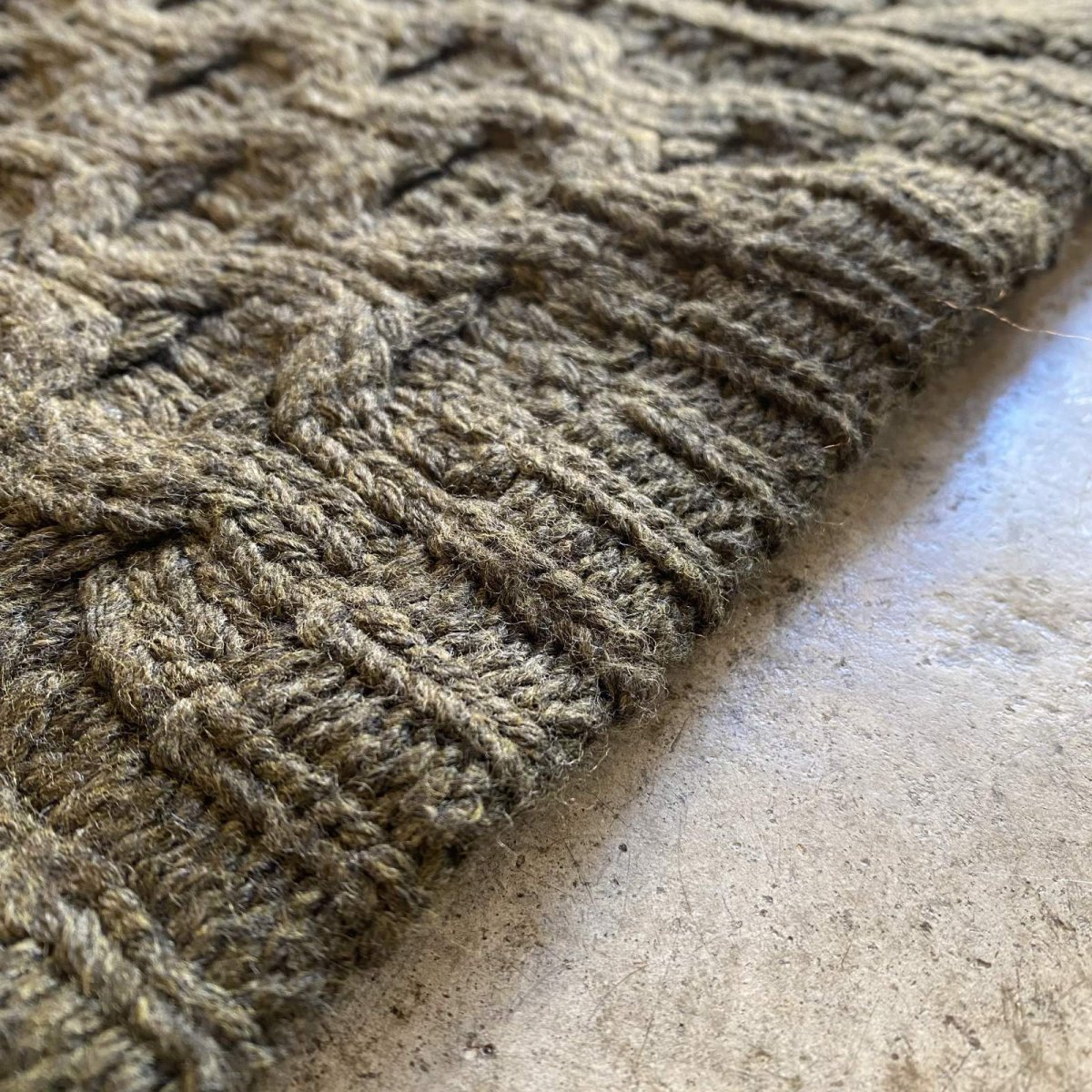 画像10: KHAKI COLOR ALAN DESIGN KNIT TIGHT SKIRT / W24~W28 (10)