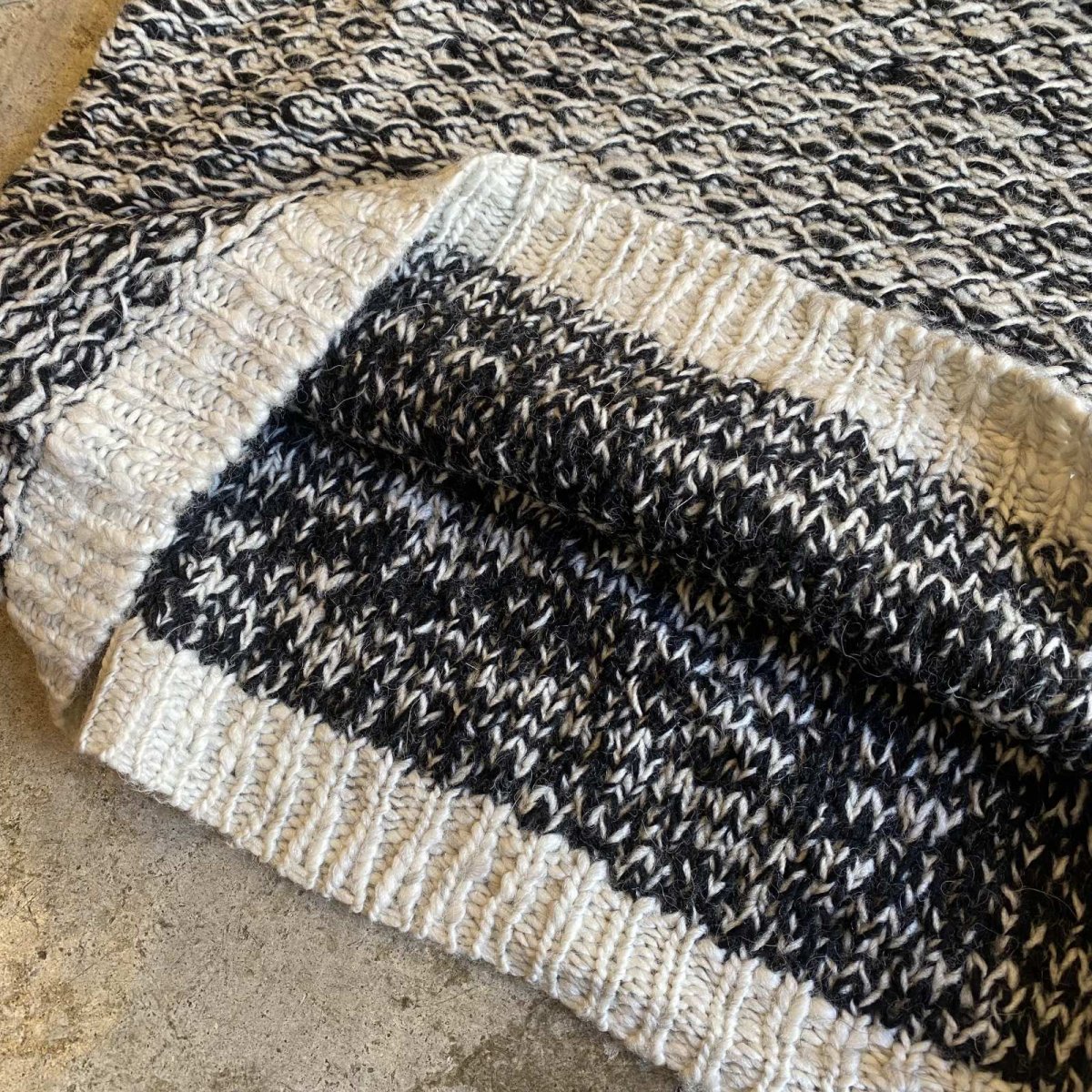 画像7: SHOULDER FRINGE DESIGN MIX BI COLOR KNIT SWEATER / Ladies S(M)  (7)