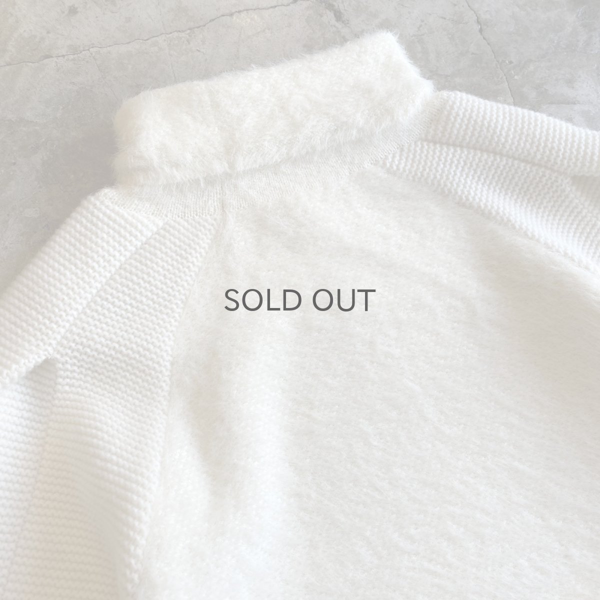 画像10: WHITE COLOR SHORT SHAGGY DESIGN SHOULDER KNIT TOPS / Ladies M (10)