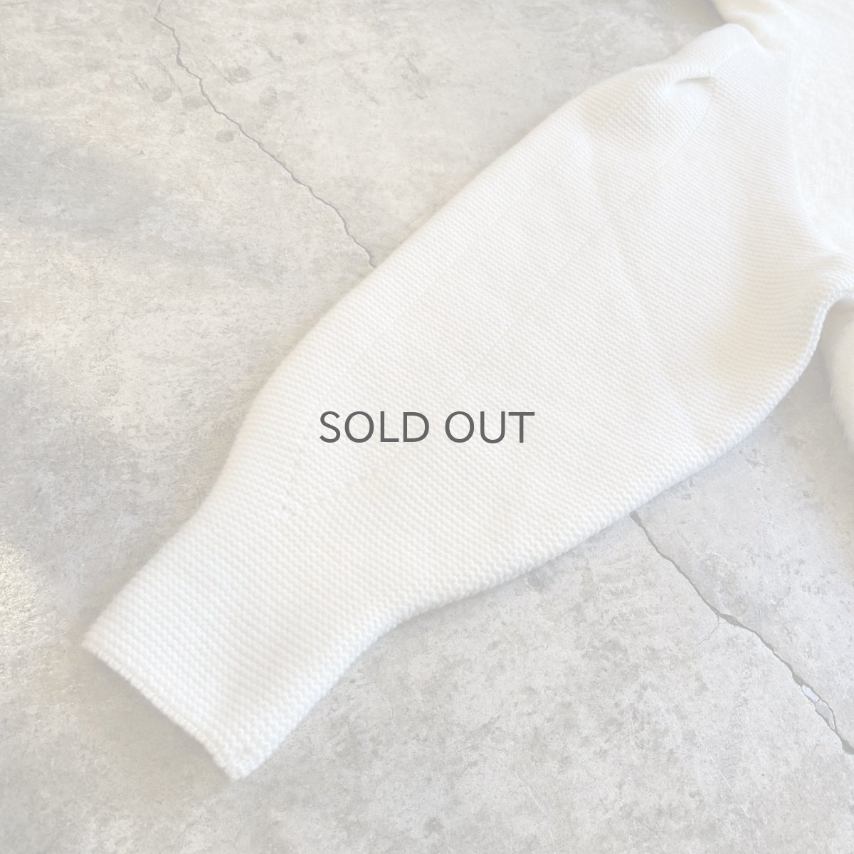 画像5: WHITE COLOR SHORT SHAGGY DESIGN SHOULDER KNIT TOPS / Ladies M (5)