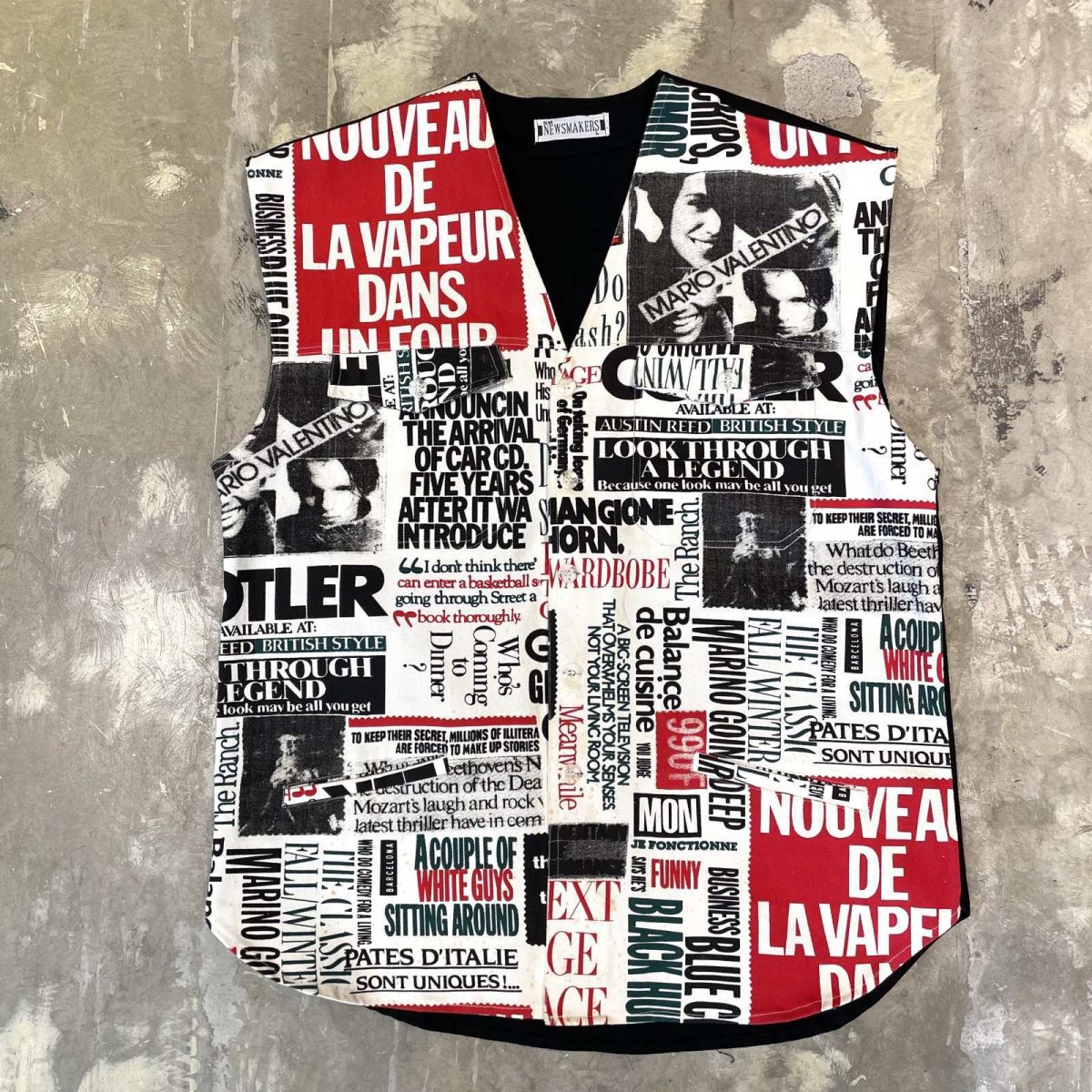 画像1: FRONT NEWSPAPER GRAPHIC PATTERN VEST / Mens L (1)