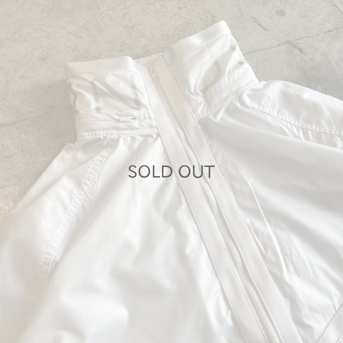 画像3: 【AIR JORDAN】SHEER SHORT DESIGN 2WAY ZIP UP JACKET/ Ladies M (3)