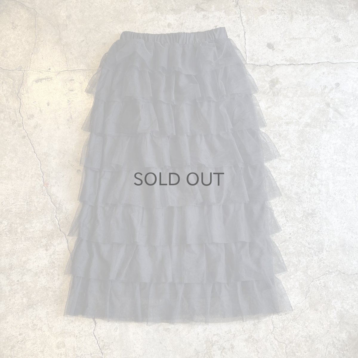 画像2: BLACK COLOR TIERED DESIGN LONG SKIRT / W25~W33 (2)