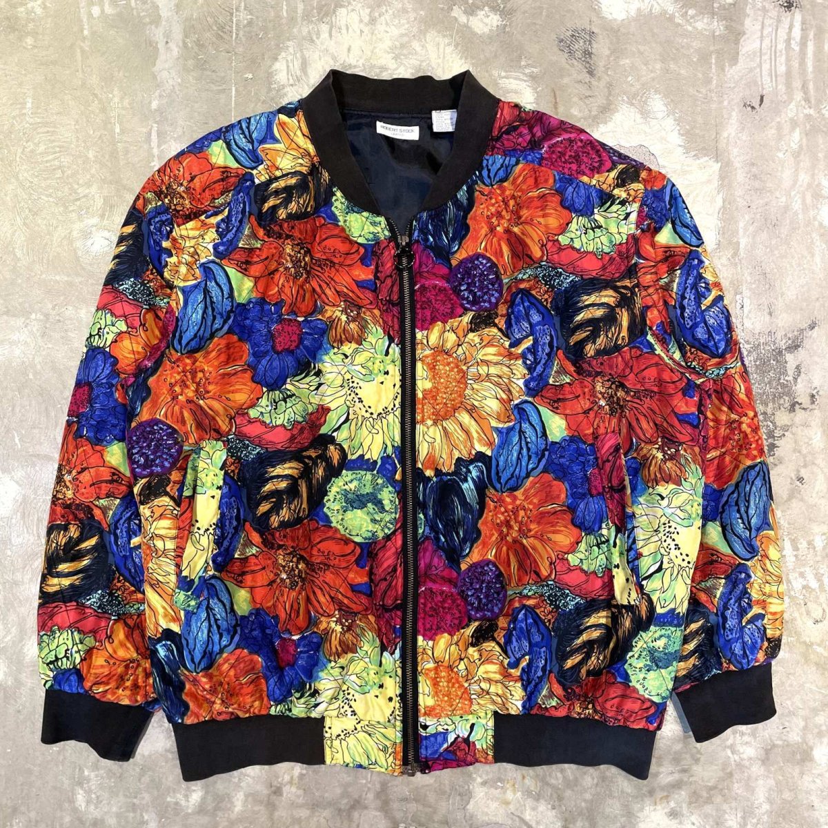 画像1: 90's~ ALL OVER ART FLORAL PATTERN ZIP UP JACKET / Mens L (1)