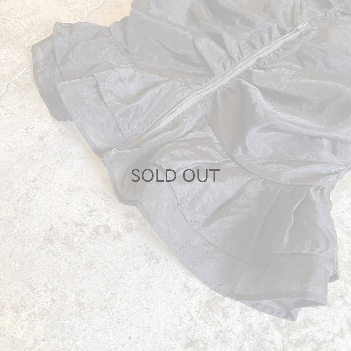 画像4: BLACK COLOR GATHER DOUBLE ZIP DESIGN SHEER N/S TOPS / Ladies M (4)