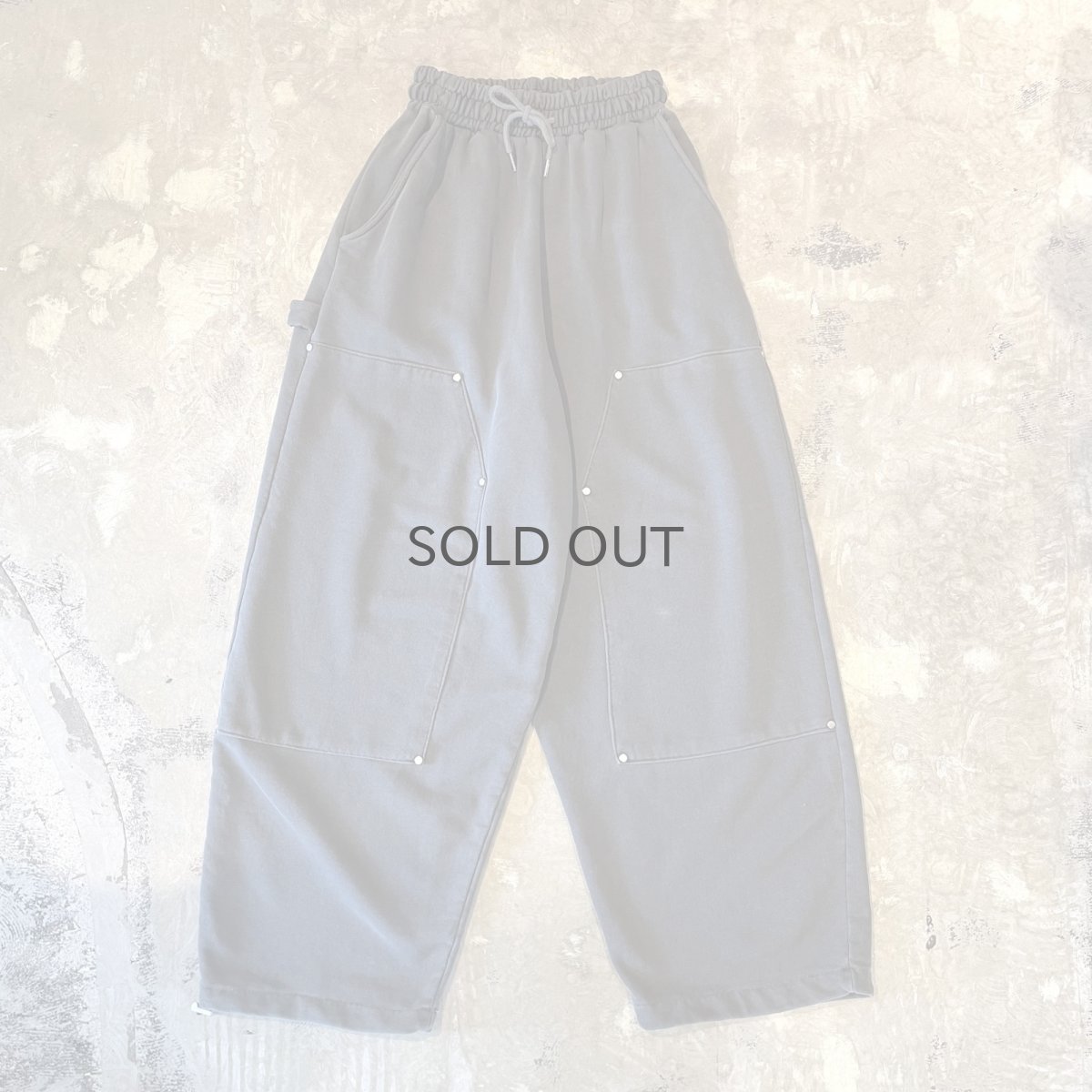 画像1: 【WONDERGROUND】DOUBLE KNEE FADE WIDE SWEAT PANTS / OS (1)
