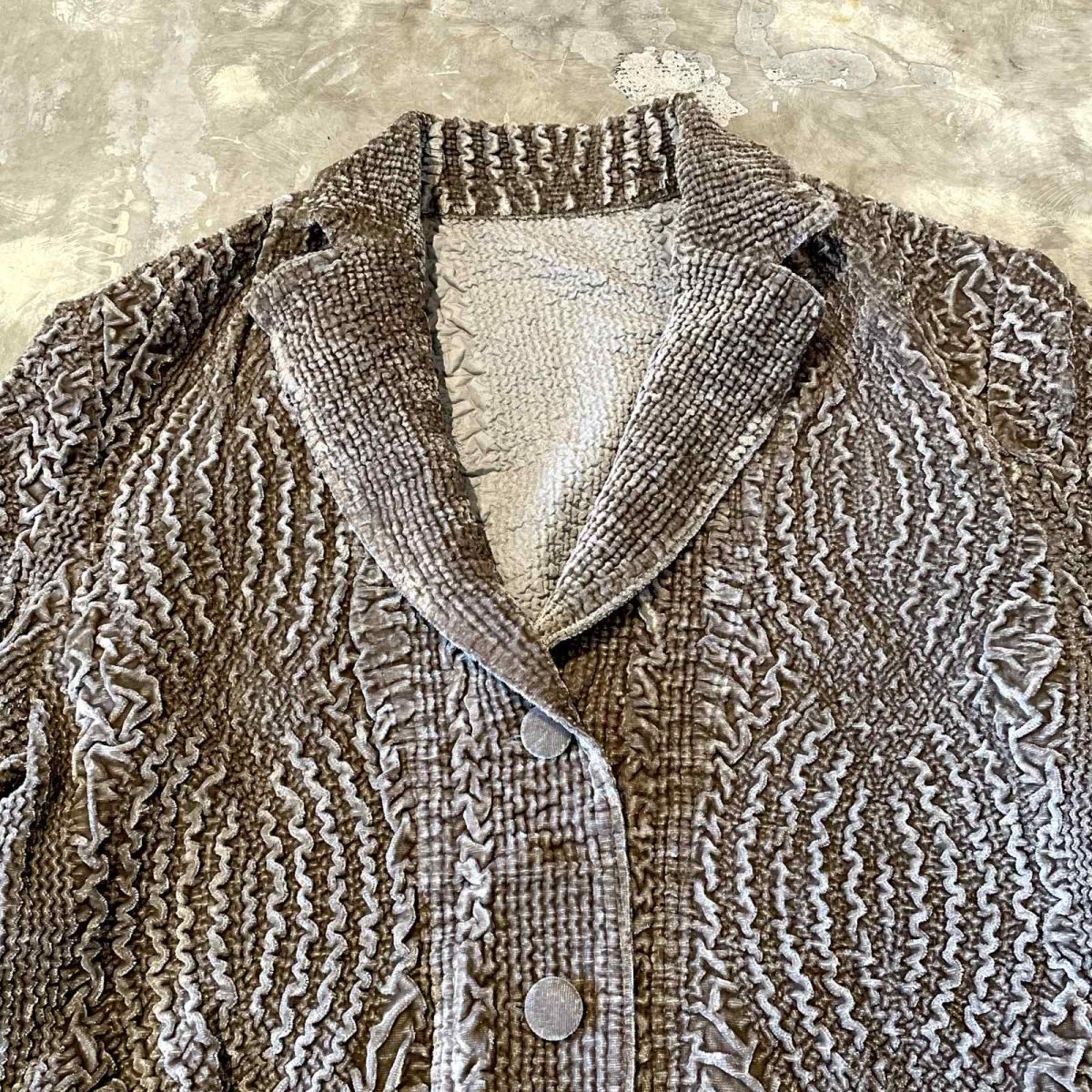 画像10: ALL OVER EMBOSSED PATTERN VELVET JACKET / Mens M~L (10)