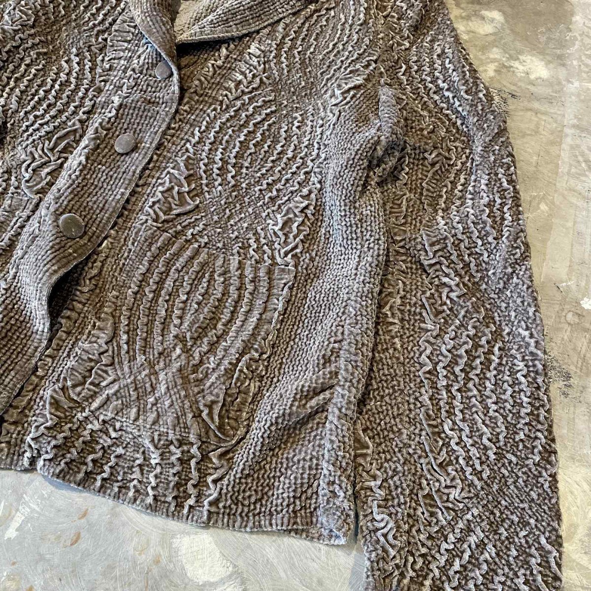 画像6: ALL OVER EMBOSSED PATTERN VELVET JACKET / Mens M~L (6)