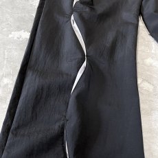 画像7: 【WONDERGROUND】WAVE NOTCH PATTERN NYLON PANTS / BLACK / OS (7)