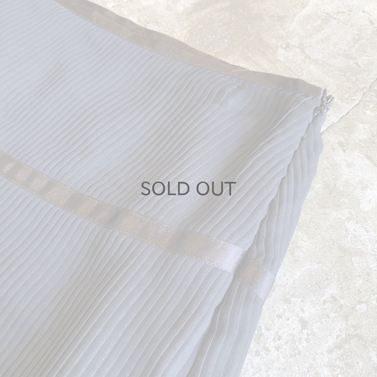 画像5: BLACK COLOR ONE WAY PLEATS DESIGN SHEER SKIRT / W26 (5)