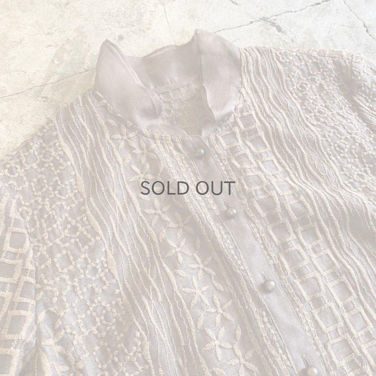 画像3: ALL OVER EMBROIDERY PATTERN DESIGN SHEER SHORT SHIRT / Ladies M (3)