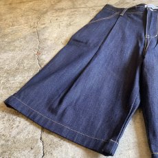 画像5: 【WONDERGROUND】INDIGO DENIM BERMUDA TUCK PANTS / OS (5)