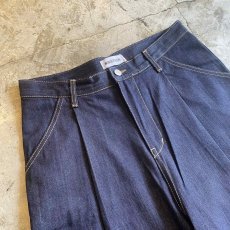 画像3: 【WONDERGROUND】INDIGO DENIM BERMUDA TUCK PANTS / OS (3)