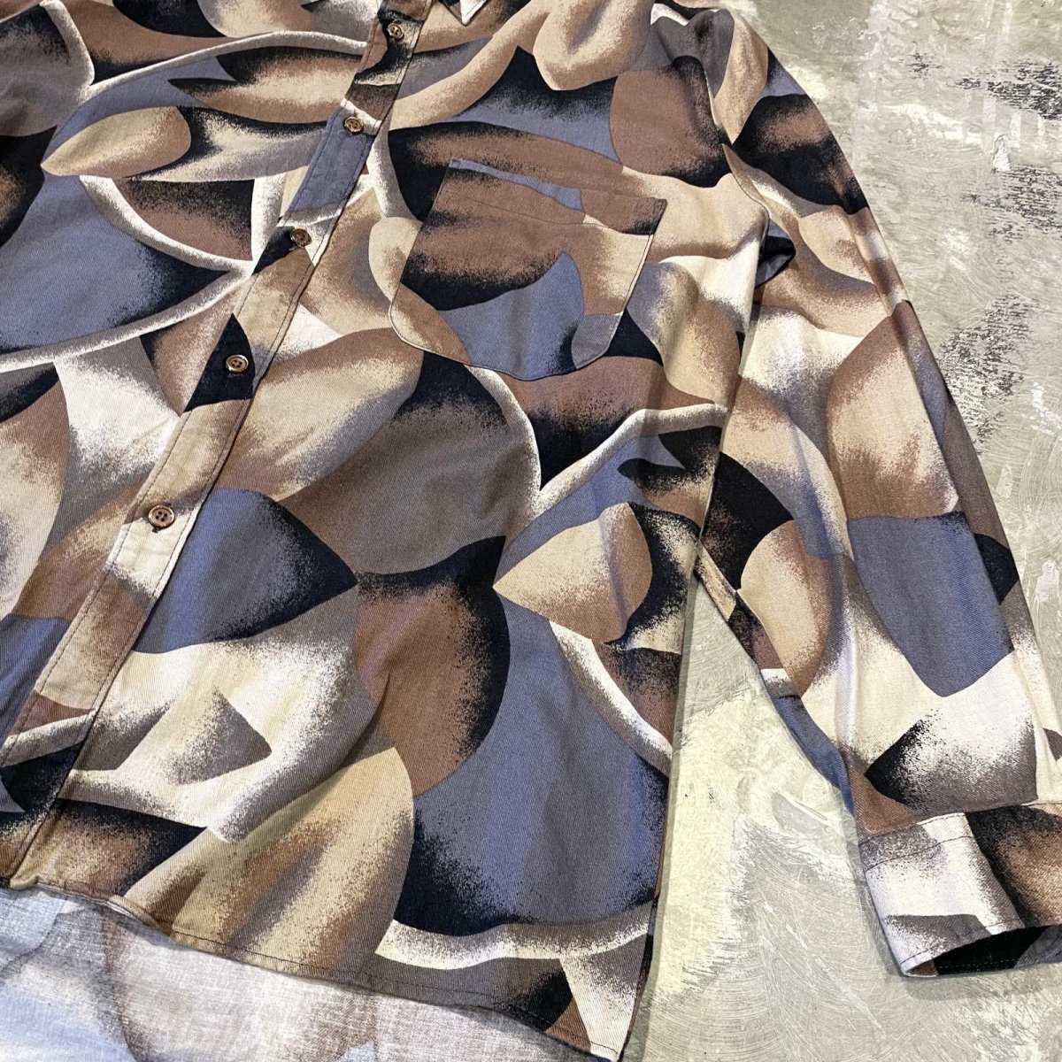 画像6: ALL OVER ARTISTIC PATTERN L/S SHIRT / Mens M(L) (6)