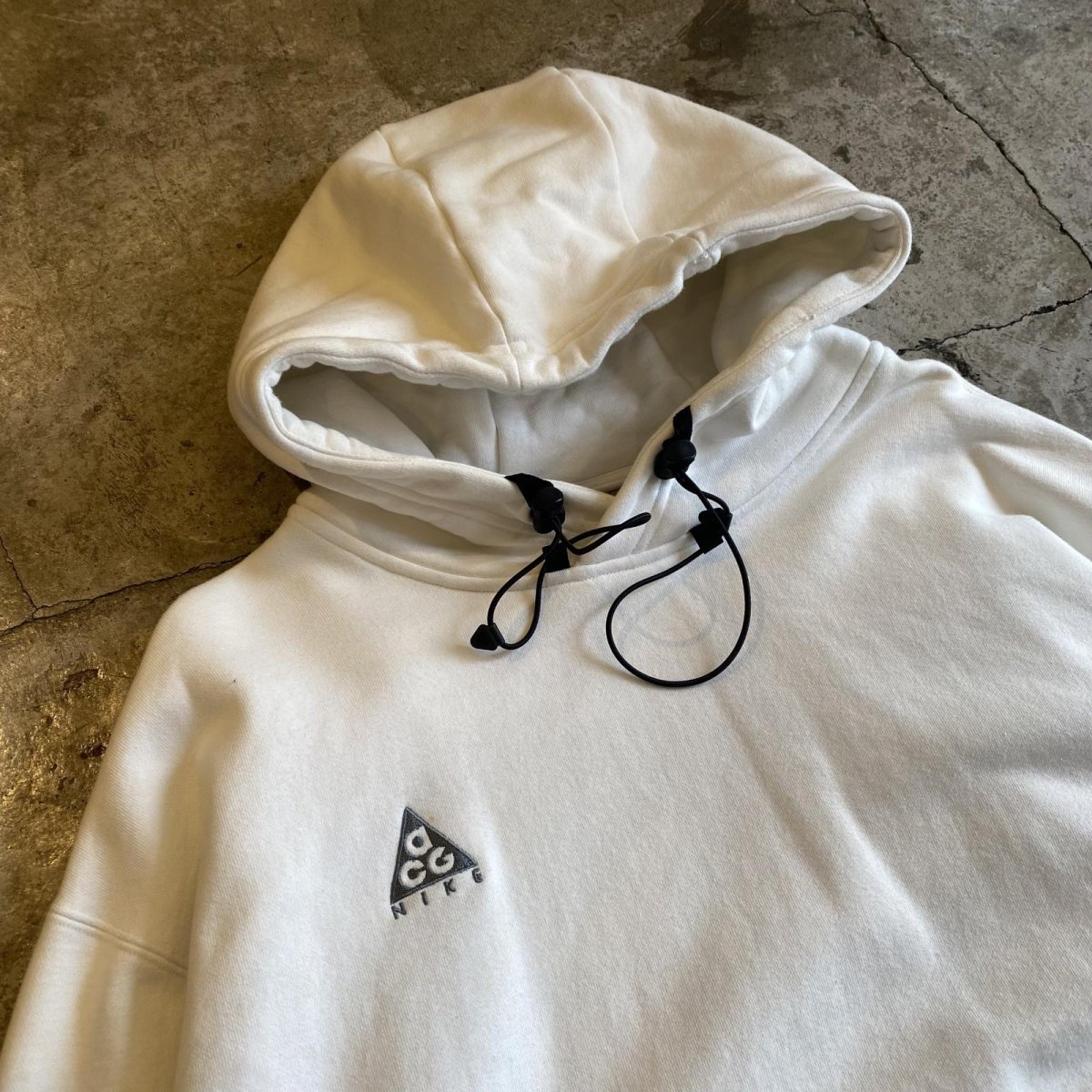 画像3: 【ACG】WHITE COLOR ONE POINT DESIGN DRAW CORD SWEAT HOODIE / Ladies L (3)