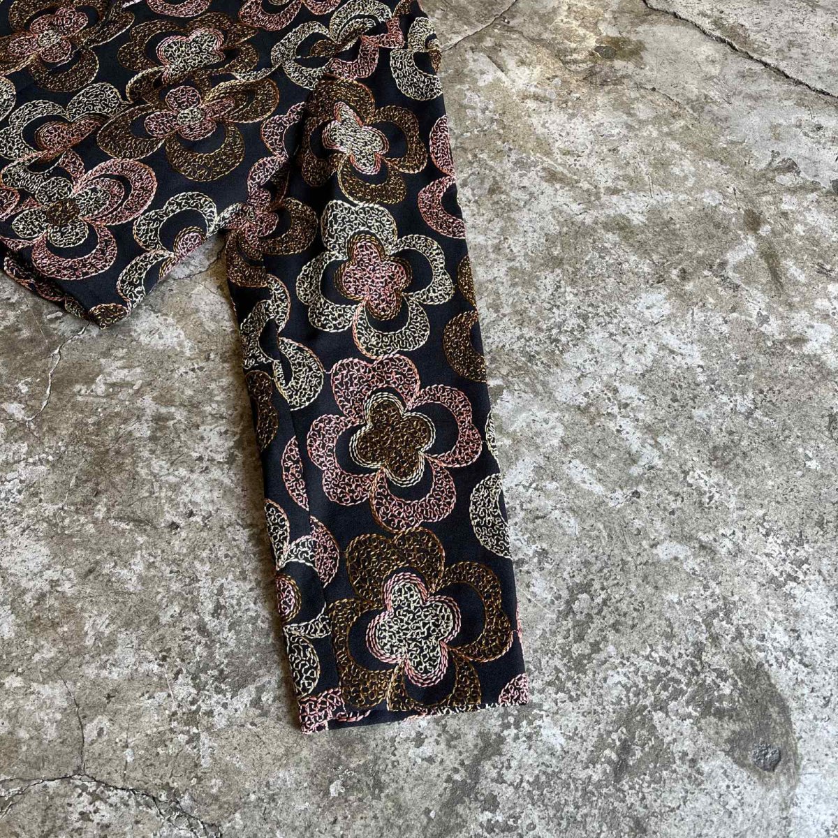 画像6: ALL OVER FLOWER EMBROIDERY PATTERN SHORT DESIGN JACKET / Ladies M (6)