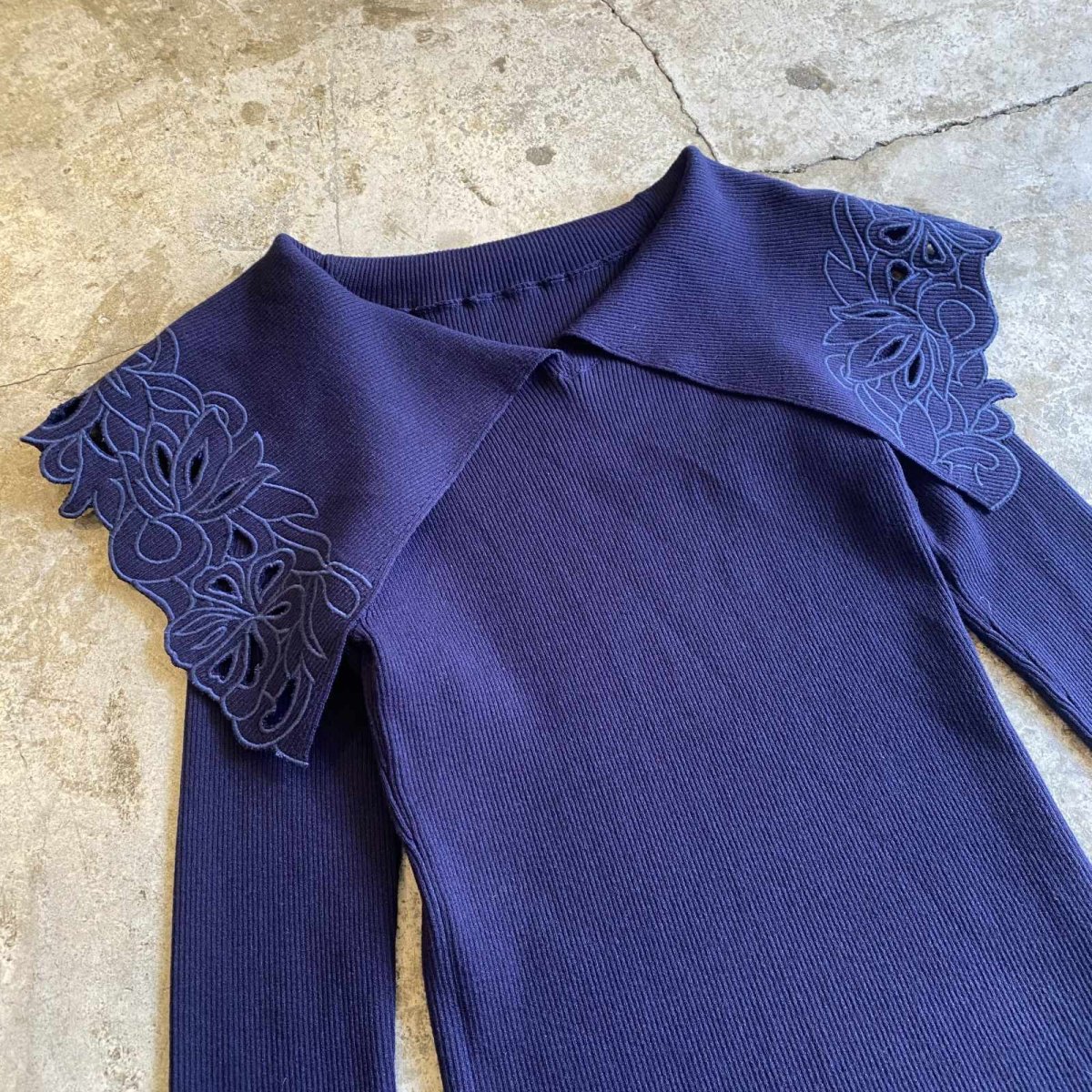 画像3: FLORAL PATTERN DESIGN COLLAR RIB L/S TOPS / Ladies S~M (3)