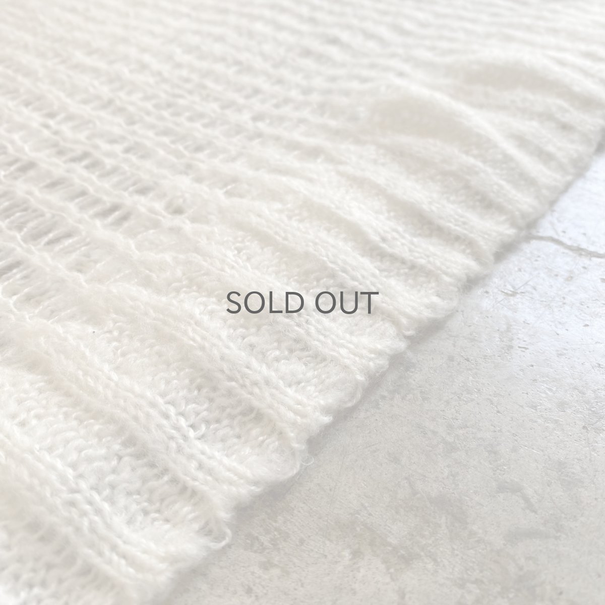 画像12: WHITE COLOR MESH DESIGN LOWGAUGE KNIT TOPS / Ladies L (12)