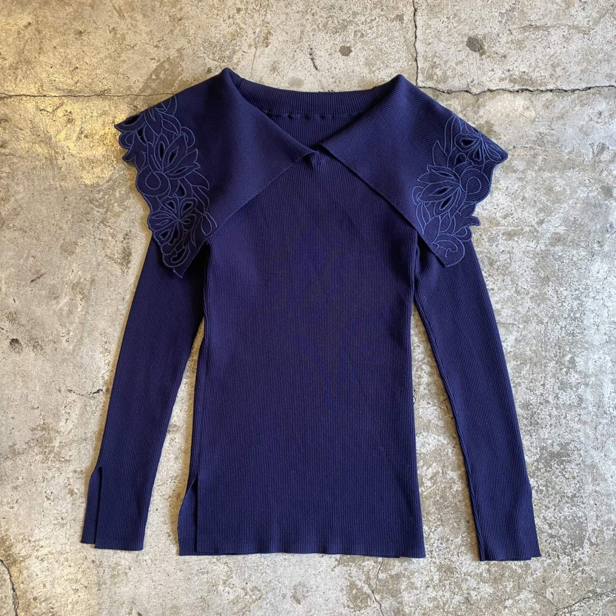 画像1: FLORAL PATTERN DESIGN COLLAR RIB L/S TOPS / Ladies S~M (1)
