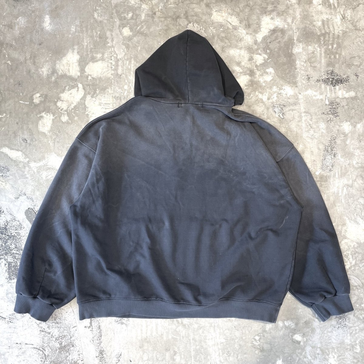 画像2: 【WONDERGROUND】FADE BODY HOODIE SWEAT / OS (2)