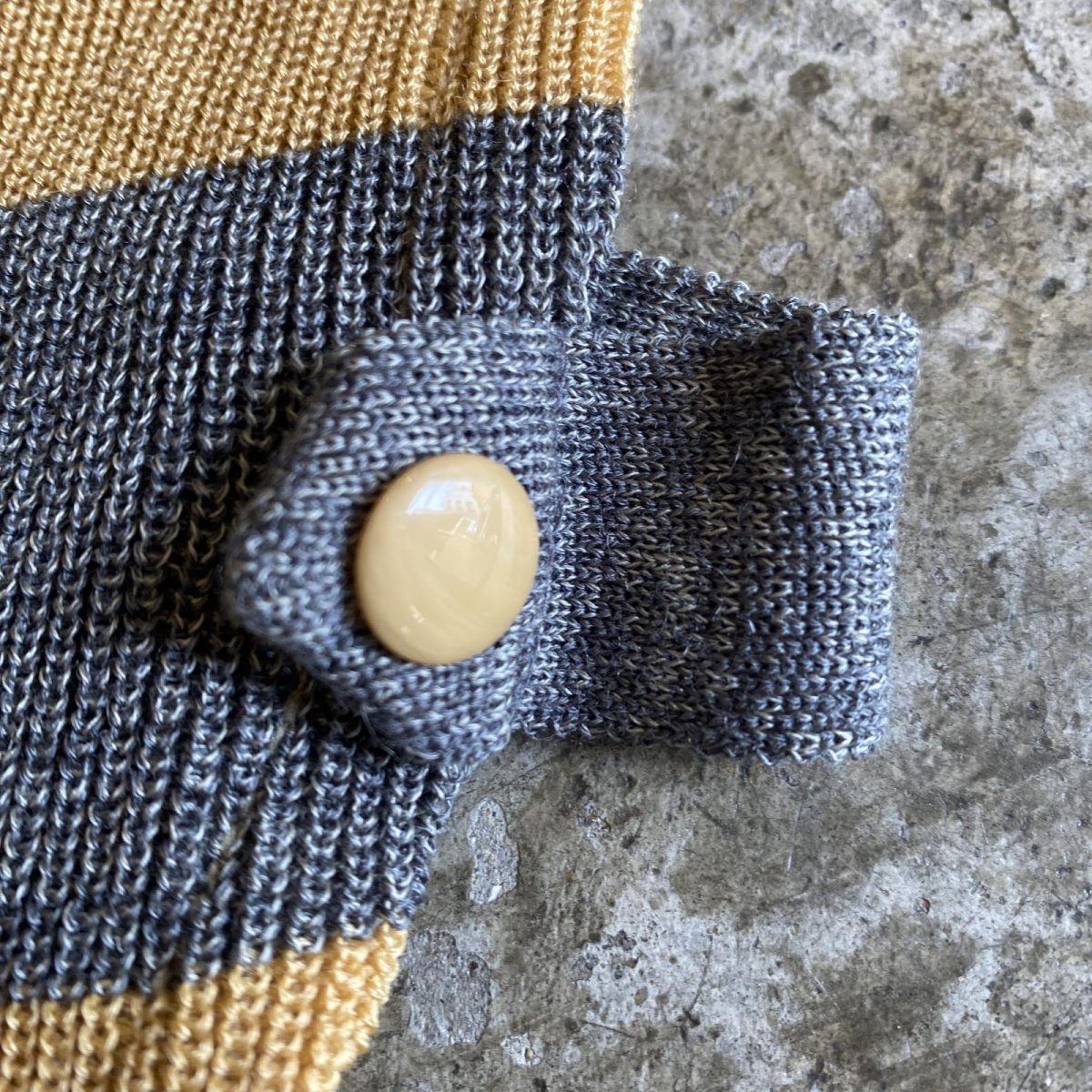 画像8: BORDER PATTERN SIDE SLIT 2BELT DESIGN VEST / Ladies M (8)