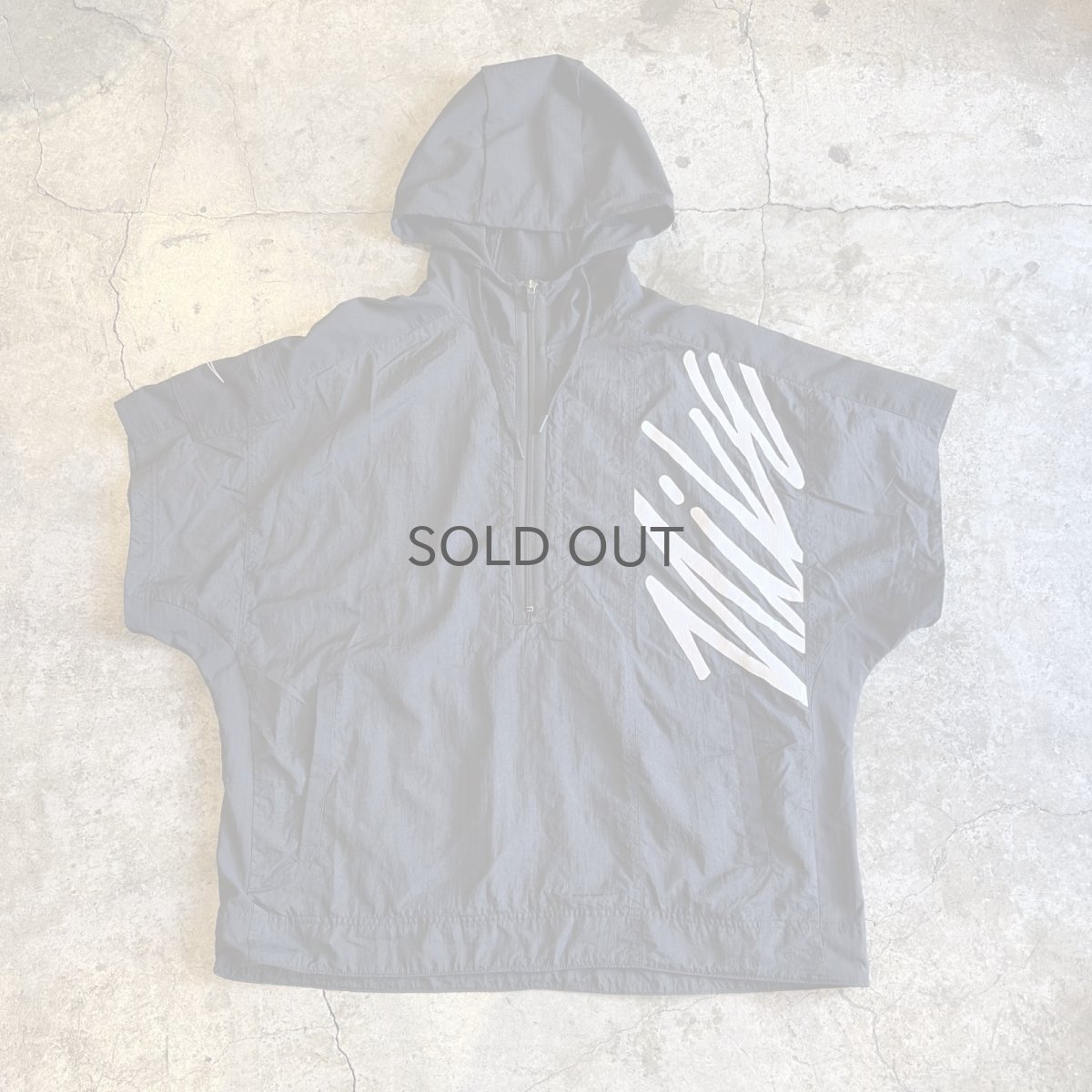 画像1: 【NIKE】POINT LOGO MESH DOCKING DESIGN HALF ZIP NYLON S/S HOODIE / Ladies XL(XXL) (1)