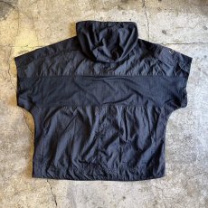 画像2: 【NIKE】POINT LOGO MESH DOCKING DESIGN HALF ZIP NYLON S/S HOODIE / Ladies XL(XXL) (2)