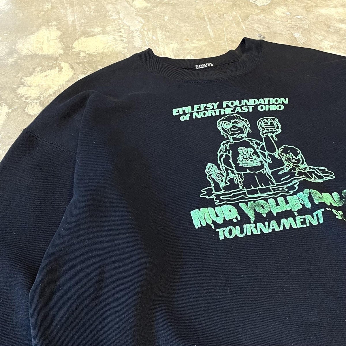 画像3: 90's "MUD VOLLEYBALL" PRINTED SWEAT / Mens L (3)