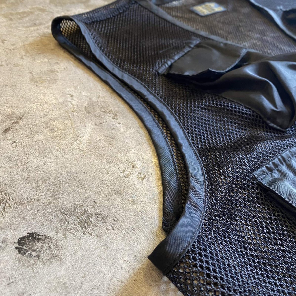 画像7: 5 POCKET DESIGN BLACK COLOR MESH FISHING VEST / Ladies M (7)