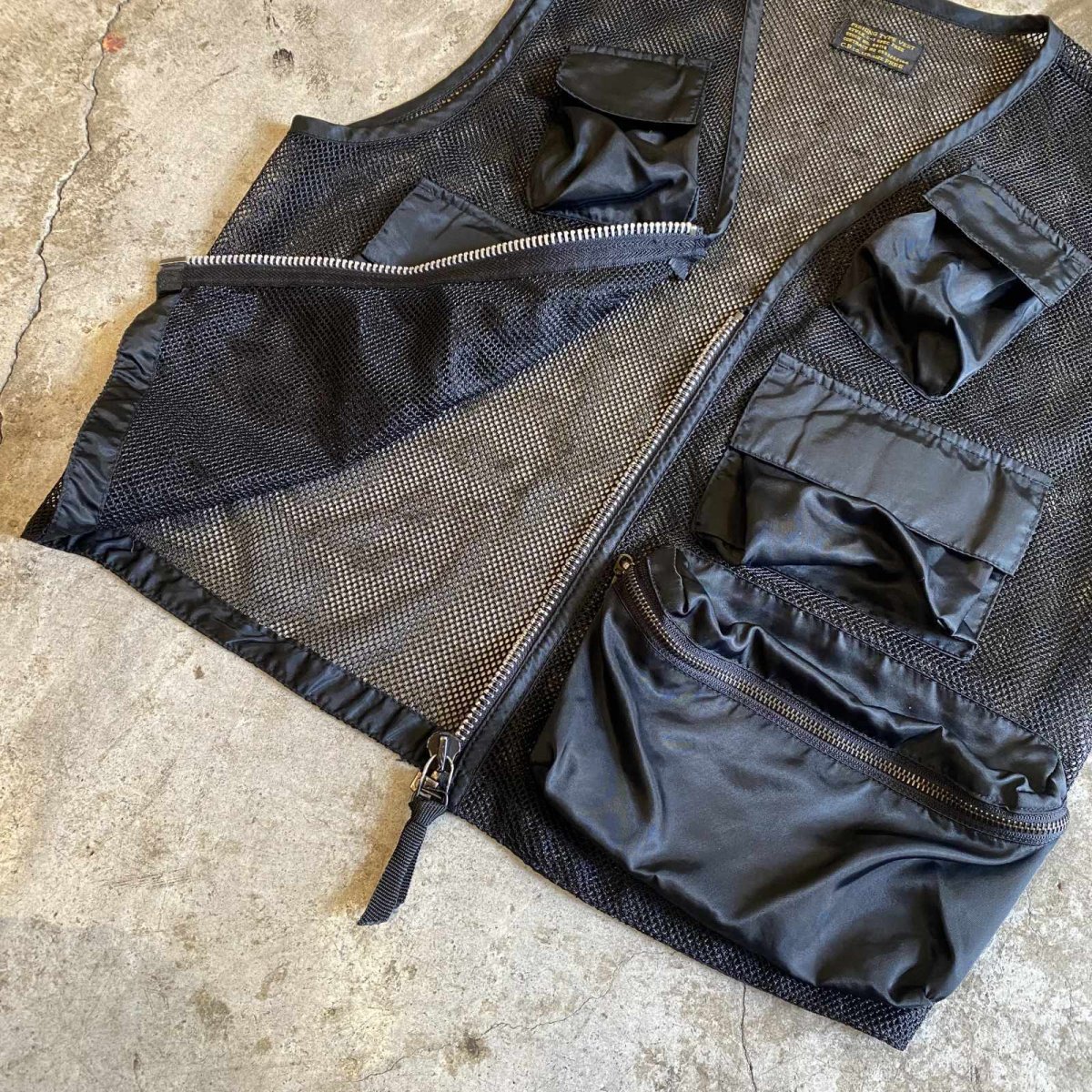 画像8: 5 POCKET DESIGN BLACK COLOR MESH FISHING VEST / Ladies M (8)