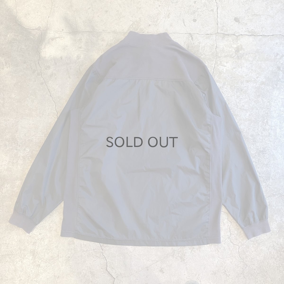 画像2: 【NIKE】MOCK NECK DESIGN NYLON L/S TOPS / Ladies 2XL  (2)