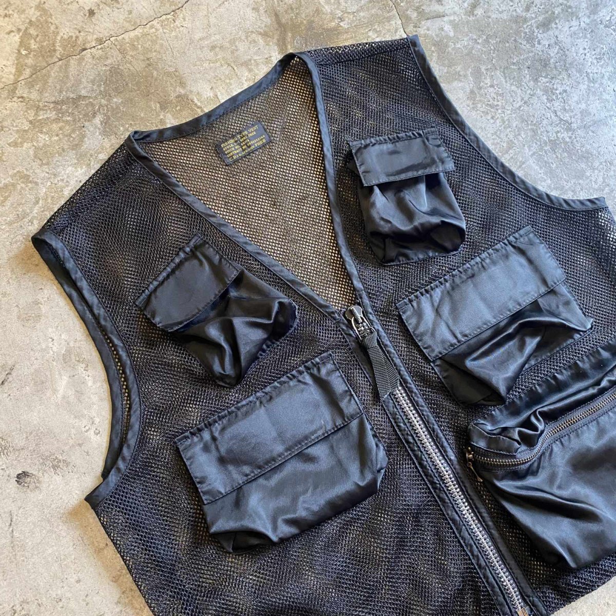 画像3: 5 POCKET DESIGN BLACK COLOR MESH FISHING VEST / Ladies M (3)