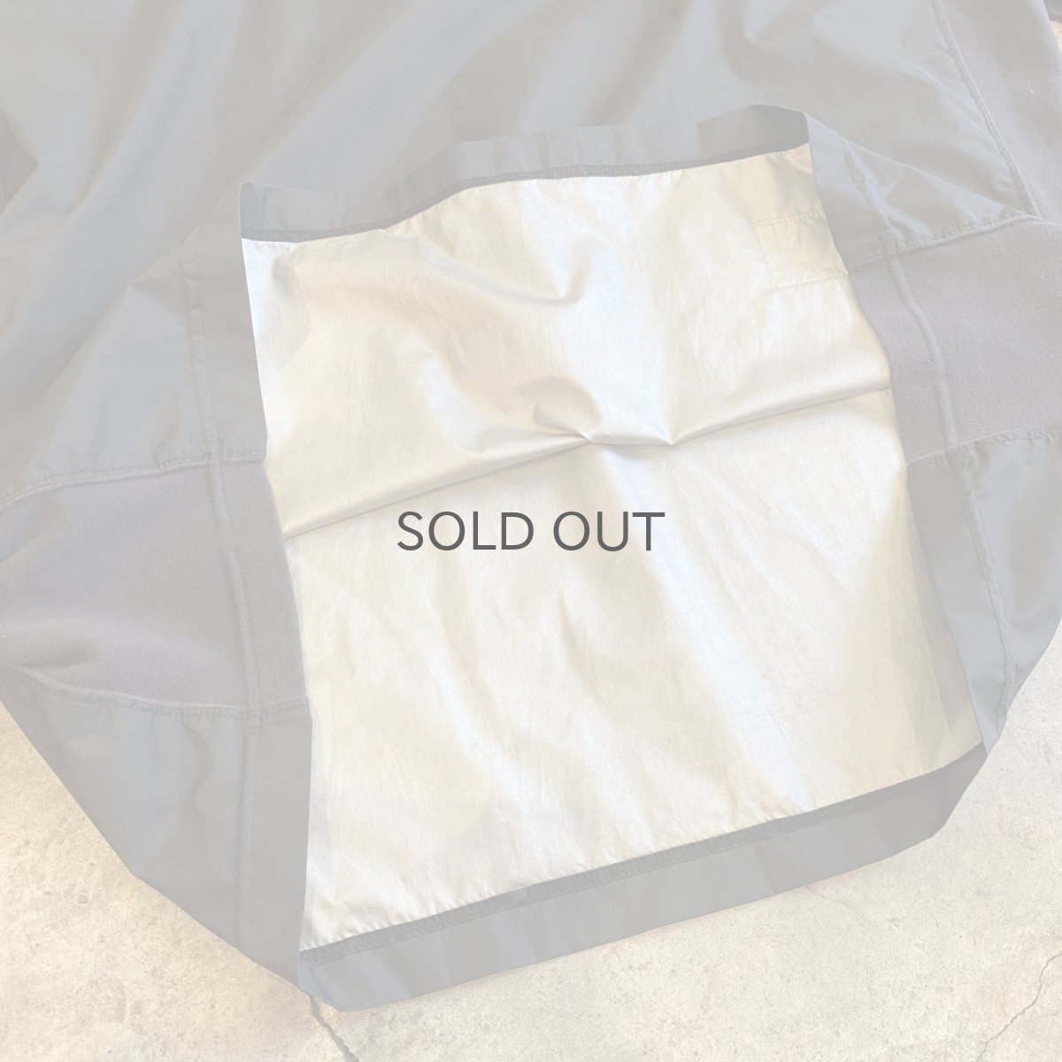 画像6: 【NIKE】MOCK NECK DESIGN NYLON L/S TOPS / Ladies 2XL  (6)