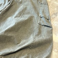 画像6: KNEE TUCK SUPER WIDE SILHOUETTE PANTS / W26~FREE (6)