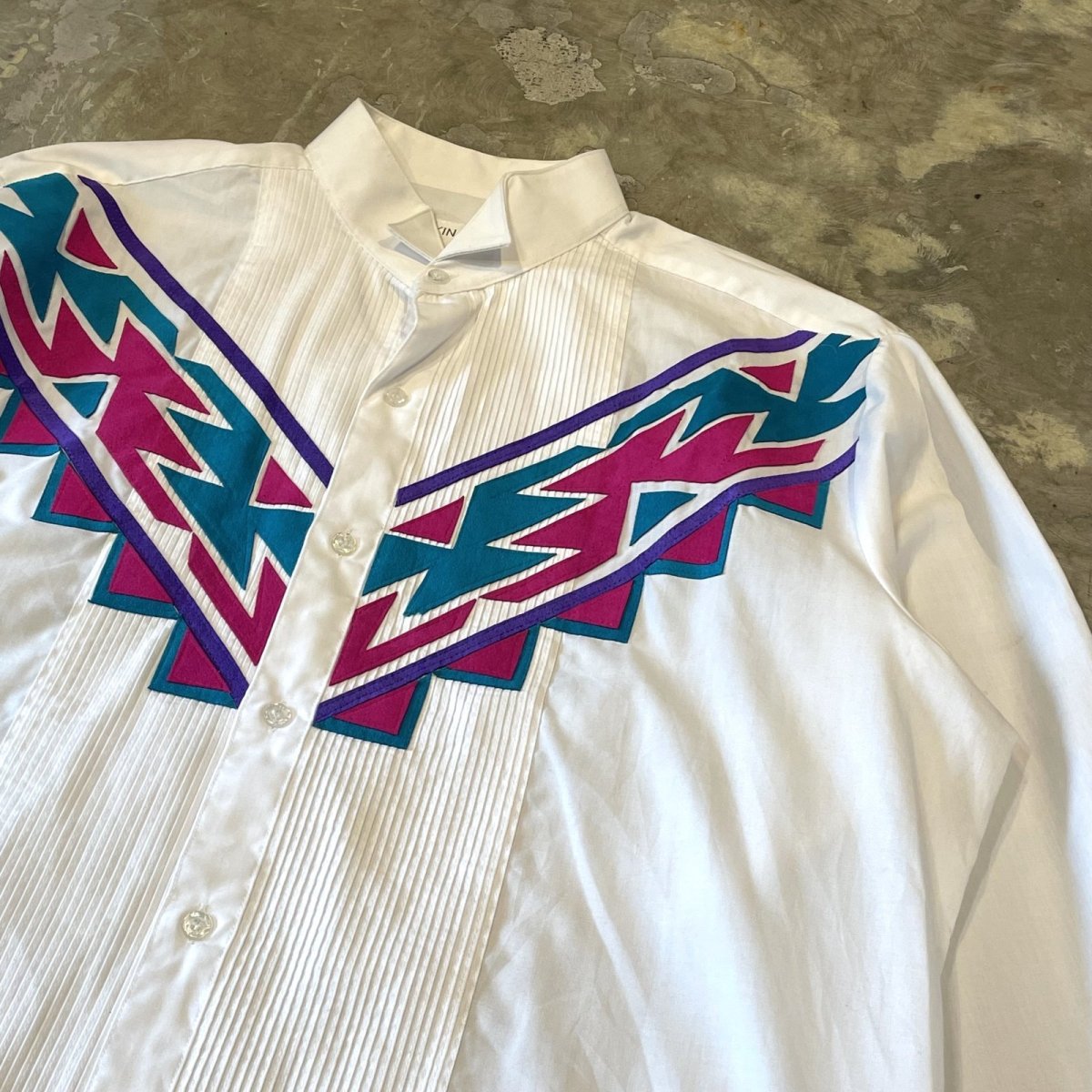 画像4: FELT PATCHED FRONT PLEATED DRESS L/S SHIRT / Mens L (4)