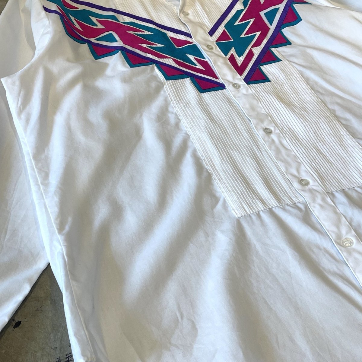 画像5: FELT PATCHED FRONT PLEATED DRESS L/S SHIRT / Mens L (5)