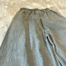 画像9: KNEE TUCK SUPER WIDE SILHOUETTE PANTS / W26~FREE (9)