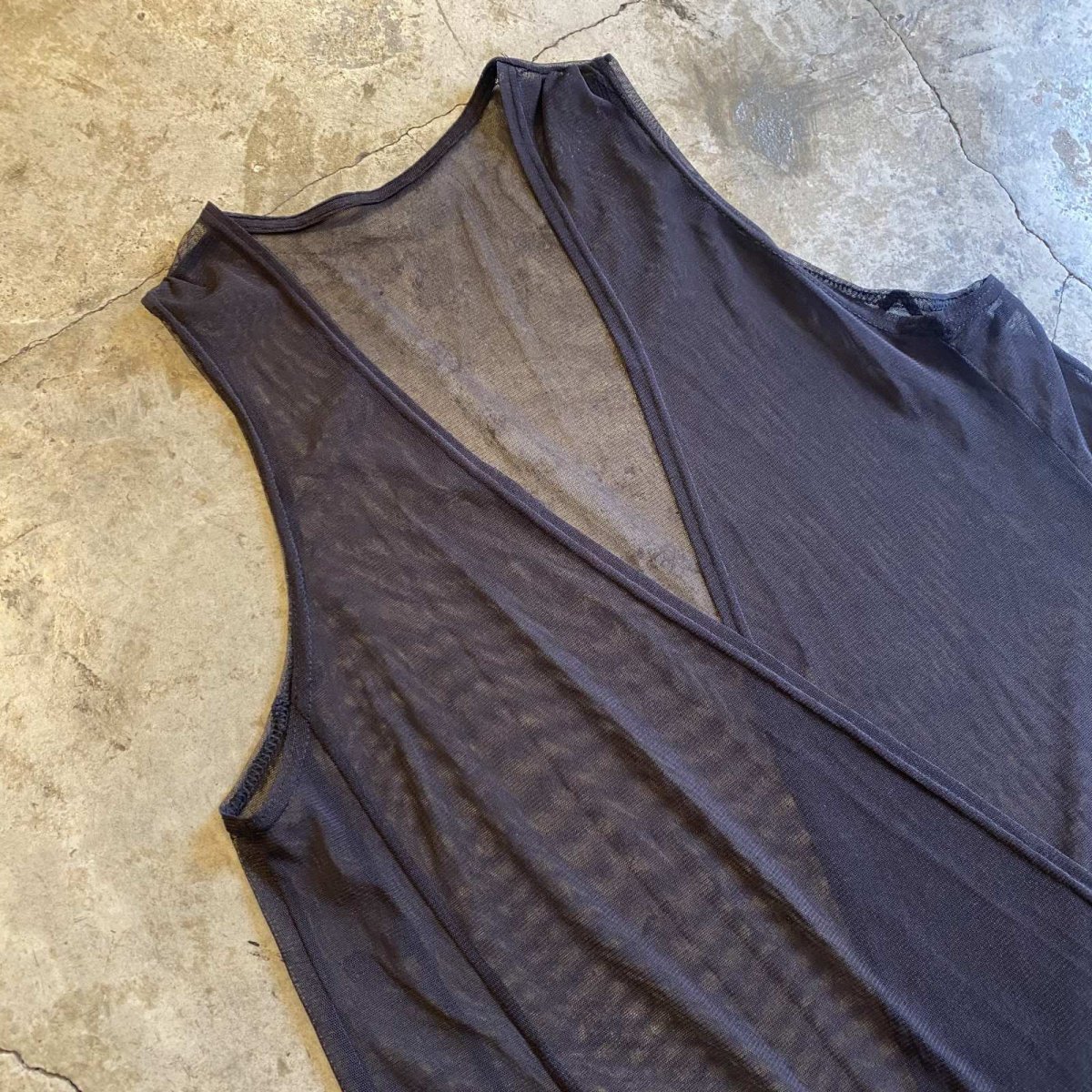 画像3: BLACK COLOR POCKET DESIGN SHEER VEST / Ladies M (3)