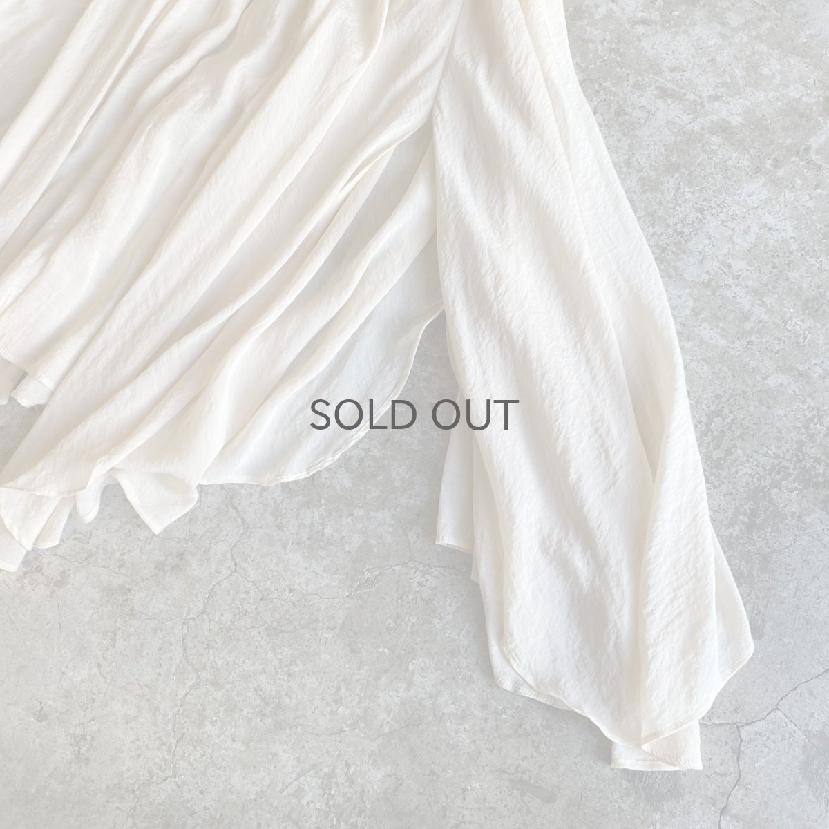 画像6: ASYMMETRY DESIGN SLIT LUSTER SKIRT / W24~W33 (6)