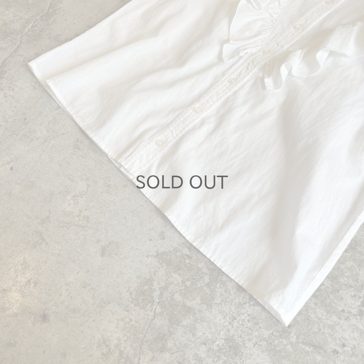 画像4: POINT FRILL DESIGN NO COLLAR L/S BLOUSE / Ladies M (4)