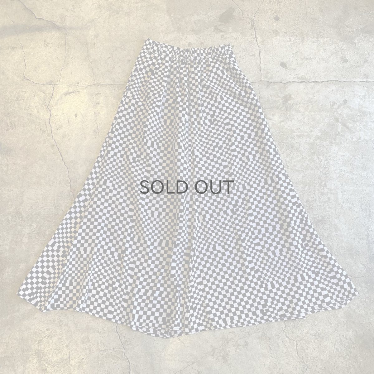 画像2: CHECKRS FLAG ALL OVER PATTERN DESIGN ALINE FLARE SKIRT / W25~W30 (2)